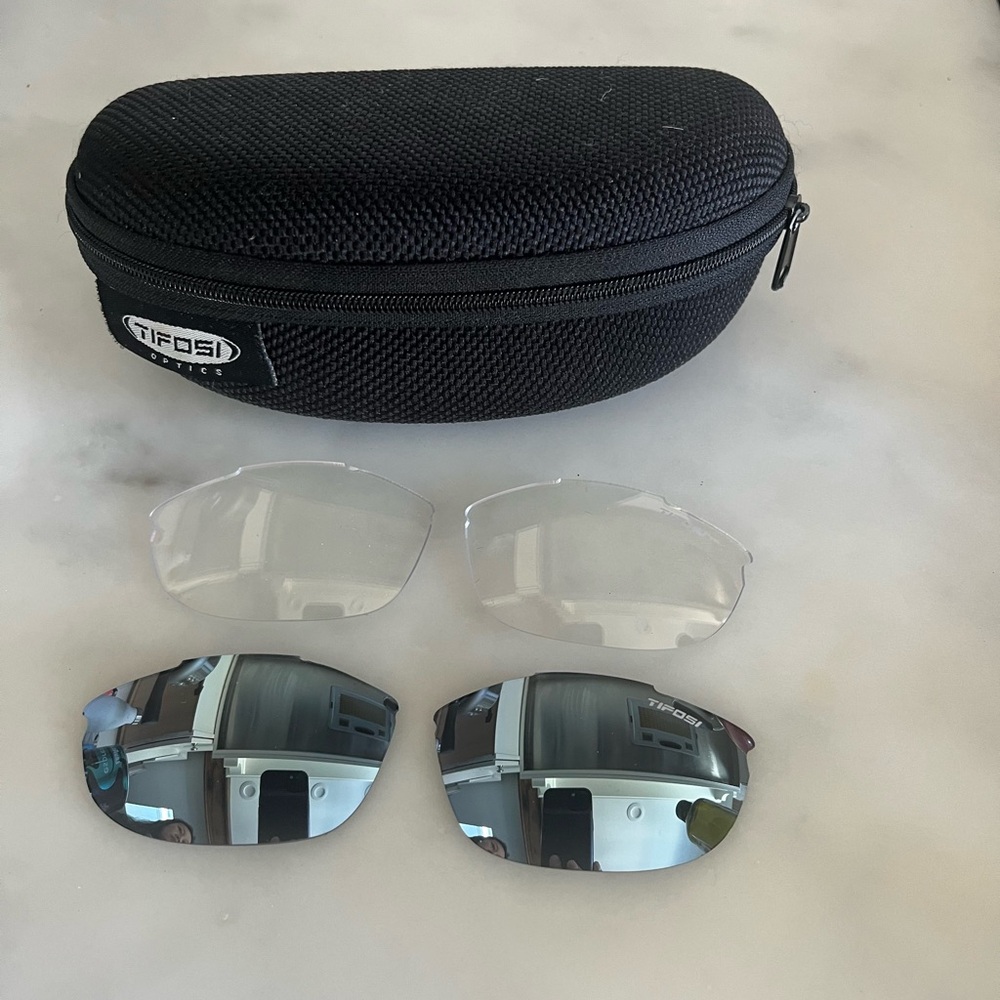 Tifosi Veloce sport cycling sunglasses case and replacement lenses— unisex.